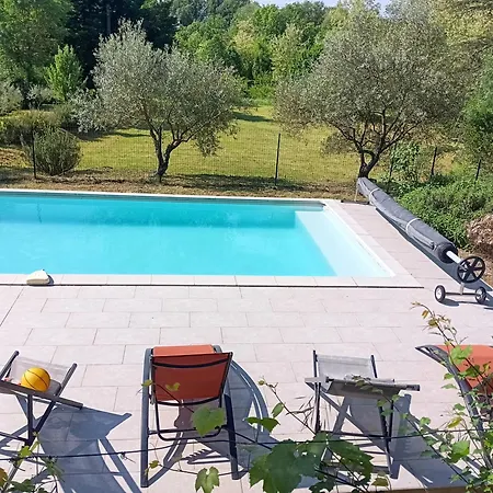Gard 4-5 Personnes Piscine Et Riviere アパート *